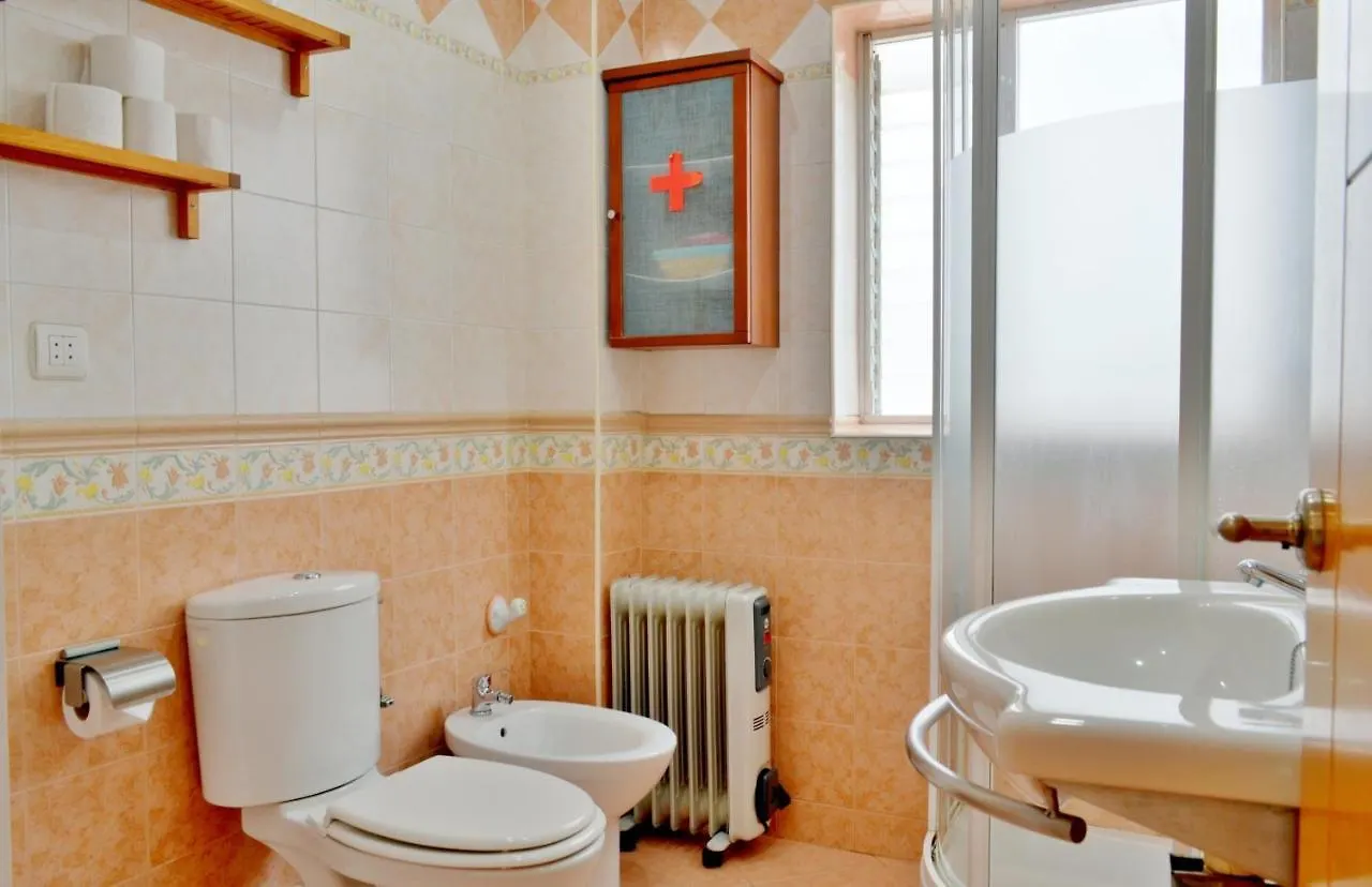 Sunshine Buen Pastor Apartment Cordoba 0*,  Spain